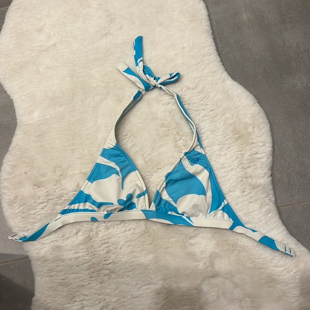 Roxy Quicksilver Blue and White Bikini, size medium - Picture 5 of 10